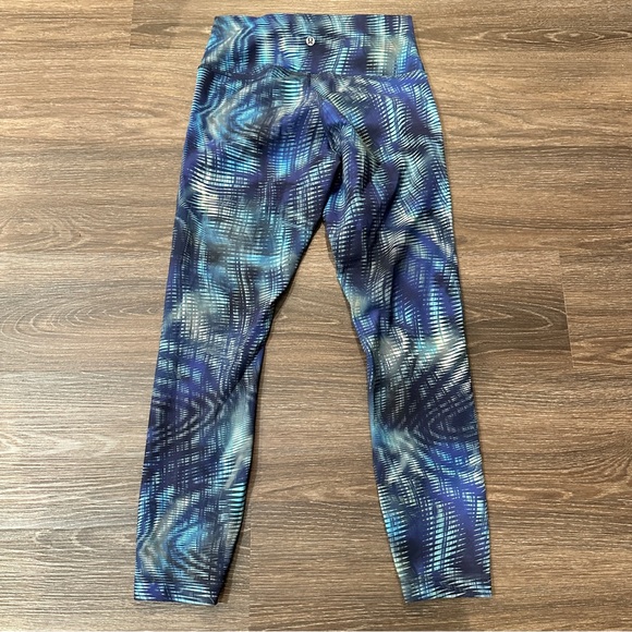 Lululemon Wunder Train High-Rise Crop 23" Foil
Shapeshifter Flux Blue Multi sz 8 - Picture 10 of 13